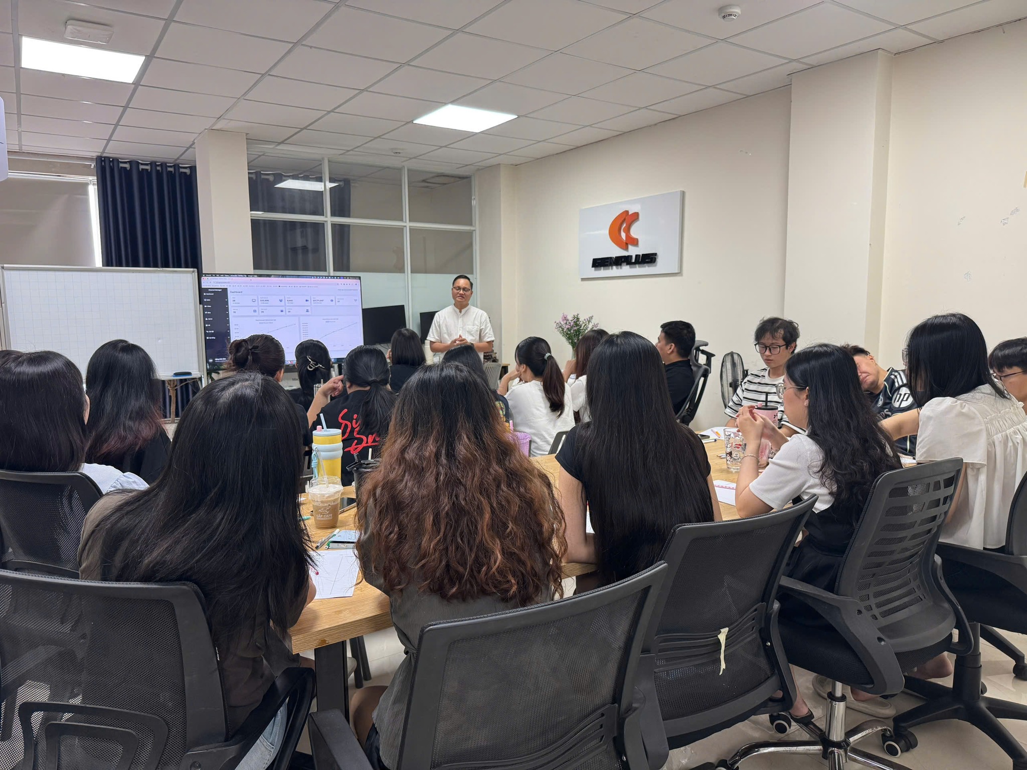 LEVEL UP TOGETHER – GENPLUS TRAINING 2025